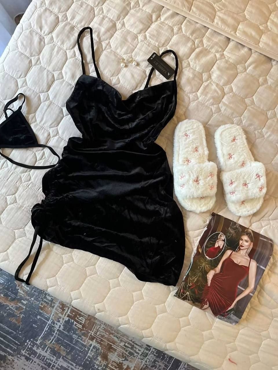 The Valentina Velvet Dress