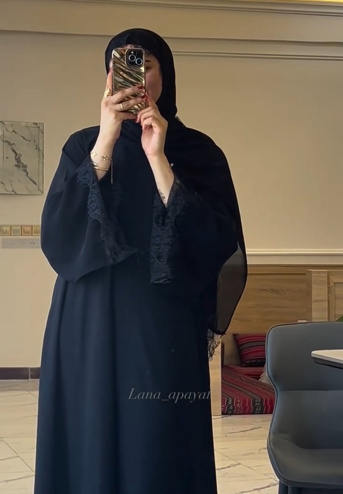 عباية النور الفاخرة