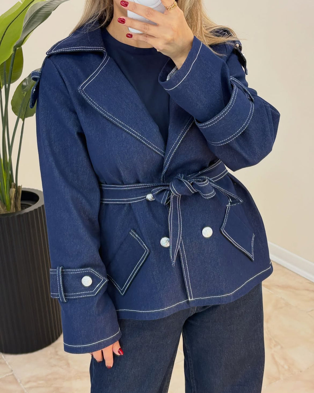 ترنش جينز الأنيق 🧥✨