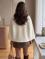 🤎 Élégance d’hiver | Cape Coat