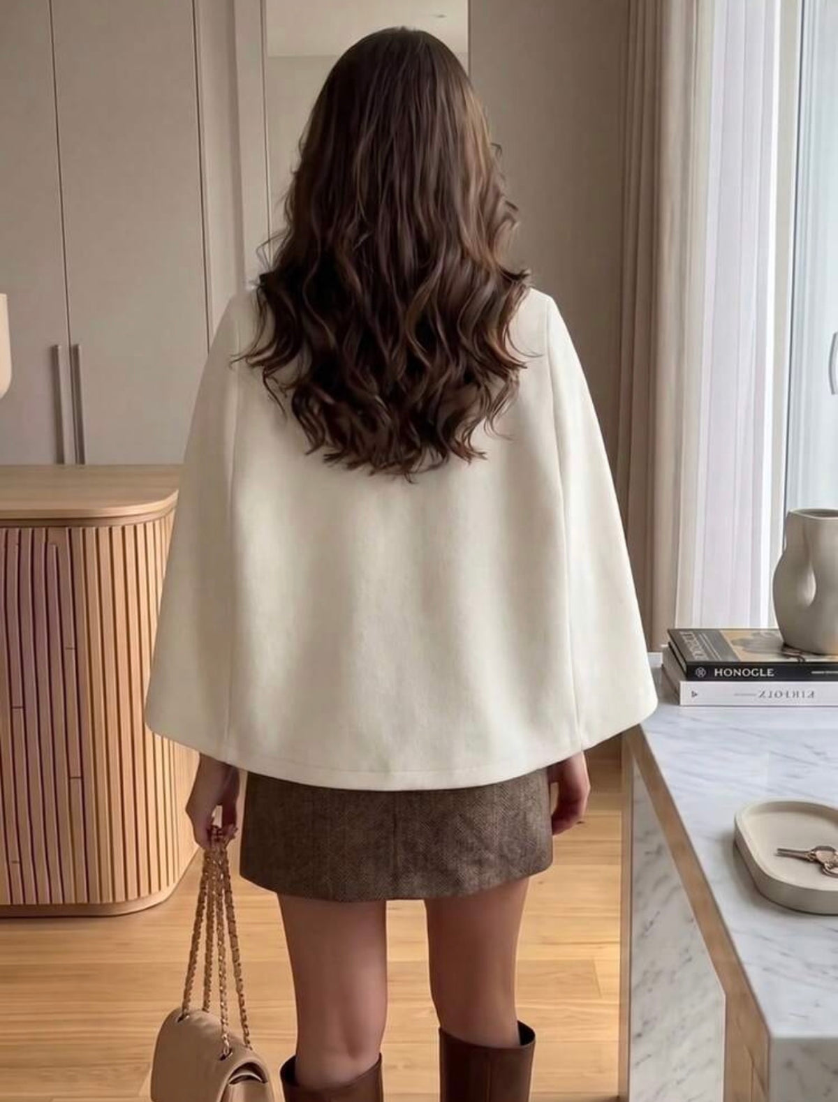🤎 Élégance d’hiver | Cape Coat
